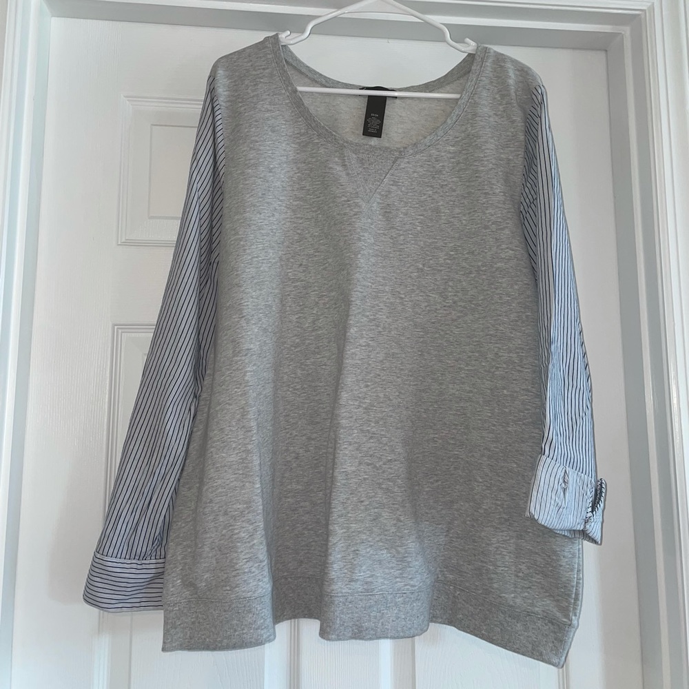 Gray 22/24 Lane Bryant Top/Blouse